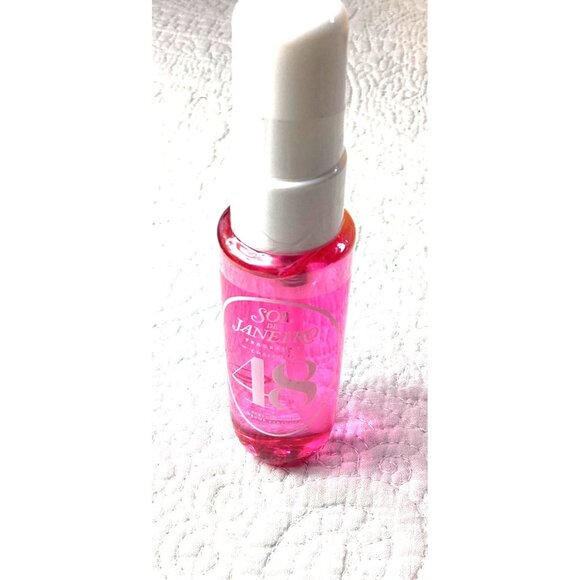 Sol De Janeiro Travel Set With Bum Bum Creams & Body Mists In Cosmetics Bag*New - Picture 6 of 9